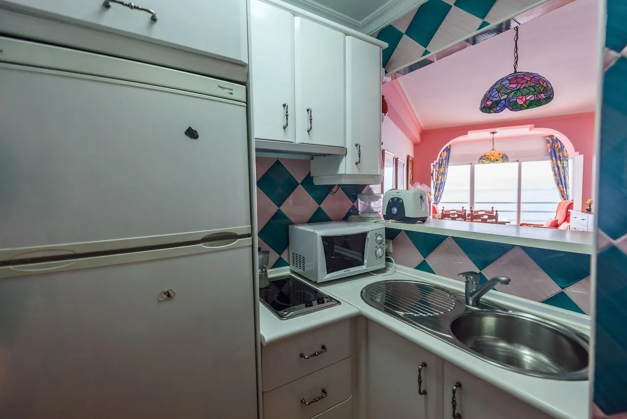 Cubo'S Estudio Centro Internacional Apartment Caleta De Velez Spain